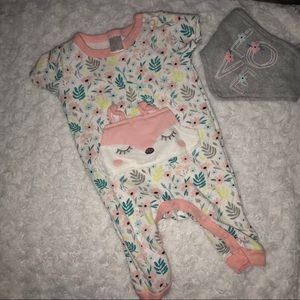 Jumpsuit w/ matching bandana bib *NEVER WORN*